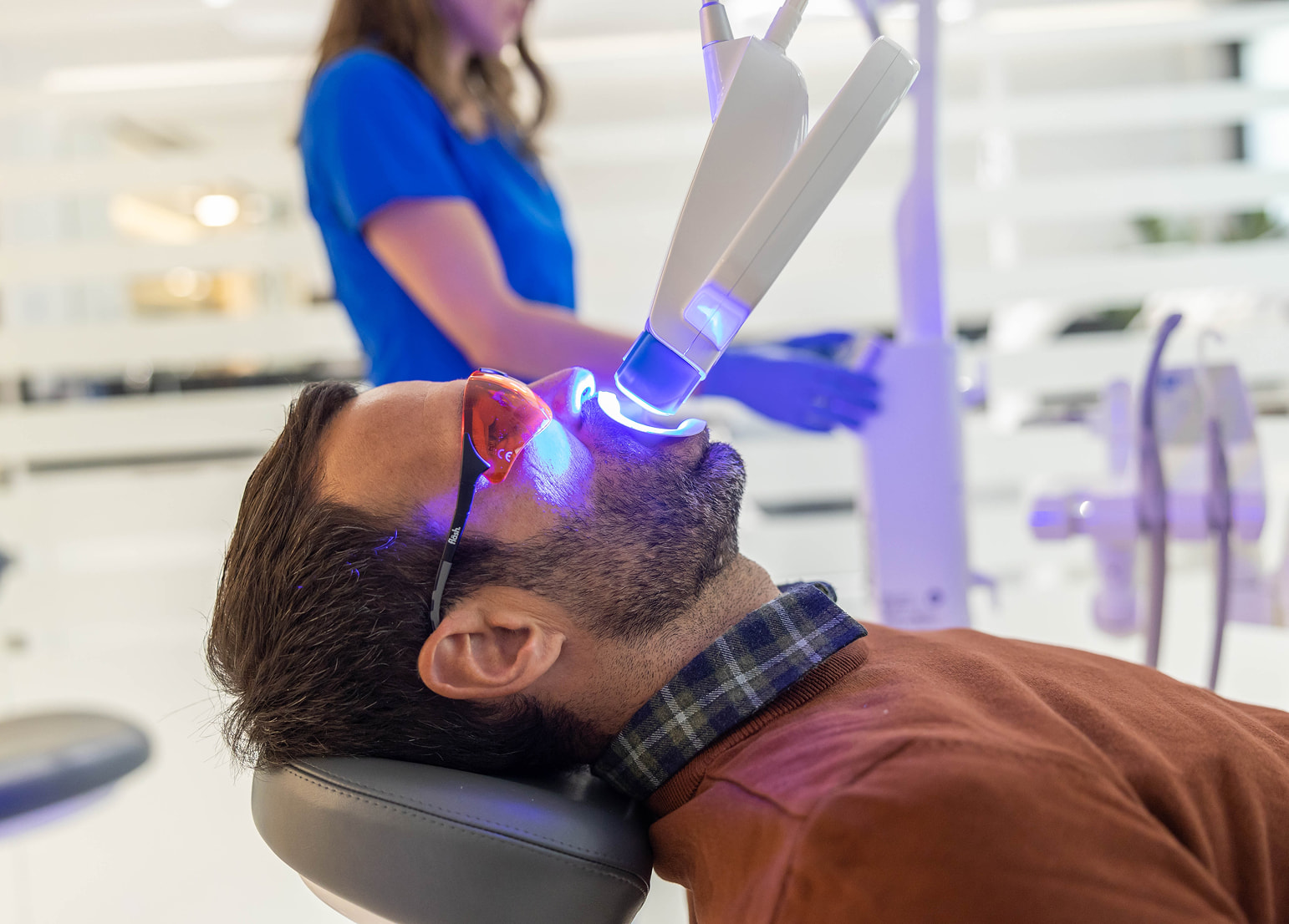 Benefits of choosing Dental Care of Sterling for professional teeth whitening